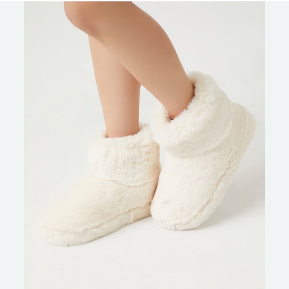 Forever 21 Cream Fuzzy Ankle Booties